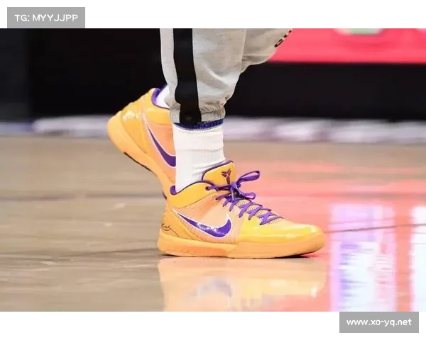 布克如何通过科学饮食与高效训练提升篮球表现的策略解析